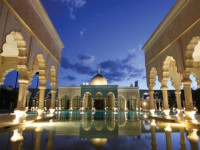 Palais Namaskar