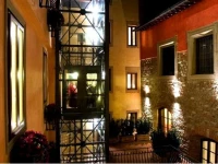 Alba Palace  3*