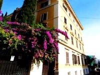 Residenza Menni 3*