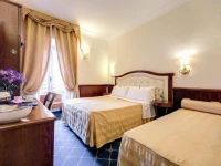 Esedra Inn 