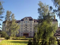 Royal Palace 3*