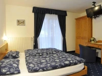 Hotel Tyrolia 3*