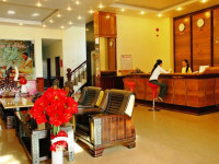 Crown Hotel Hue
