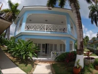Beachcomber Club Resort 3*