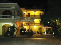 Check Inn 