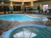 Canway Inn & Suites