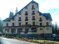 Ecsalade 4*