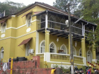 Royal Phoenix Inn
