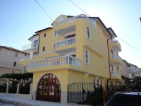 Family Hotel Green Home 2*