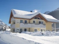 Apart Schultes 2*