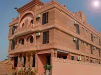 Siris 18 Agra 3*
