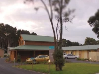 Motel Strahan 4*
