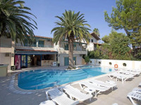 Roussos Beach Club
