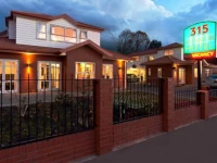 315 Motel Riccarton 5*