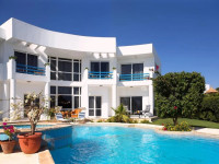 Jolie Ville Golf &amp; Resort hotel