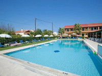 Yiannis Apartments Complex