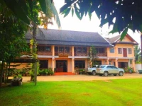 Senehuaphanh Guesthouse 2*