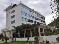 Tomori Hotel