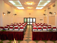 Vuong Hoan Hotel