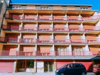Kione Calgary 2*