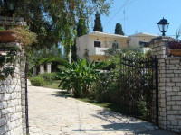 Gerekos Apartments
