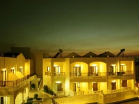Sandy Suites 3*
