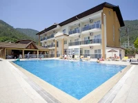 Club Tokmak 3*