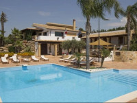 Villa Carlo Resort