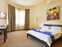 Protea Hotel Kampala 4*
