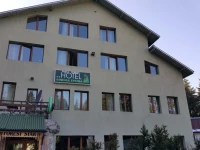 Family Hotel Forest Star 2*