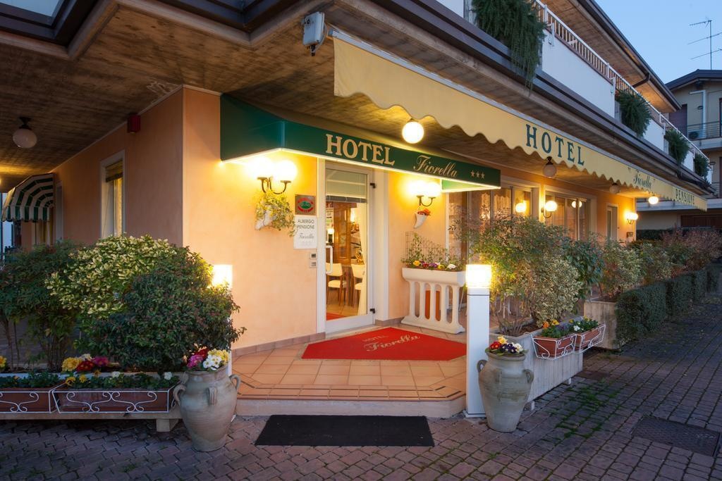 Hotel Fiorella 3*