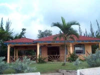 Paradise Baywatch Beachfront Villa 