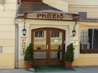 Gyula Panzio 3*
