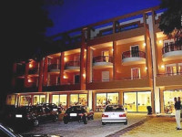 Flisvos Royal Hotel