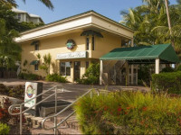 Vanderbilt Beach Resort