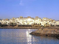 Park Plaza 4*