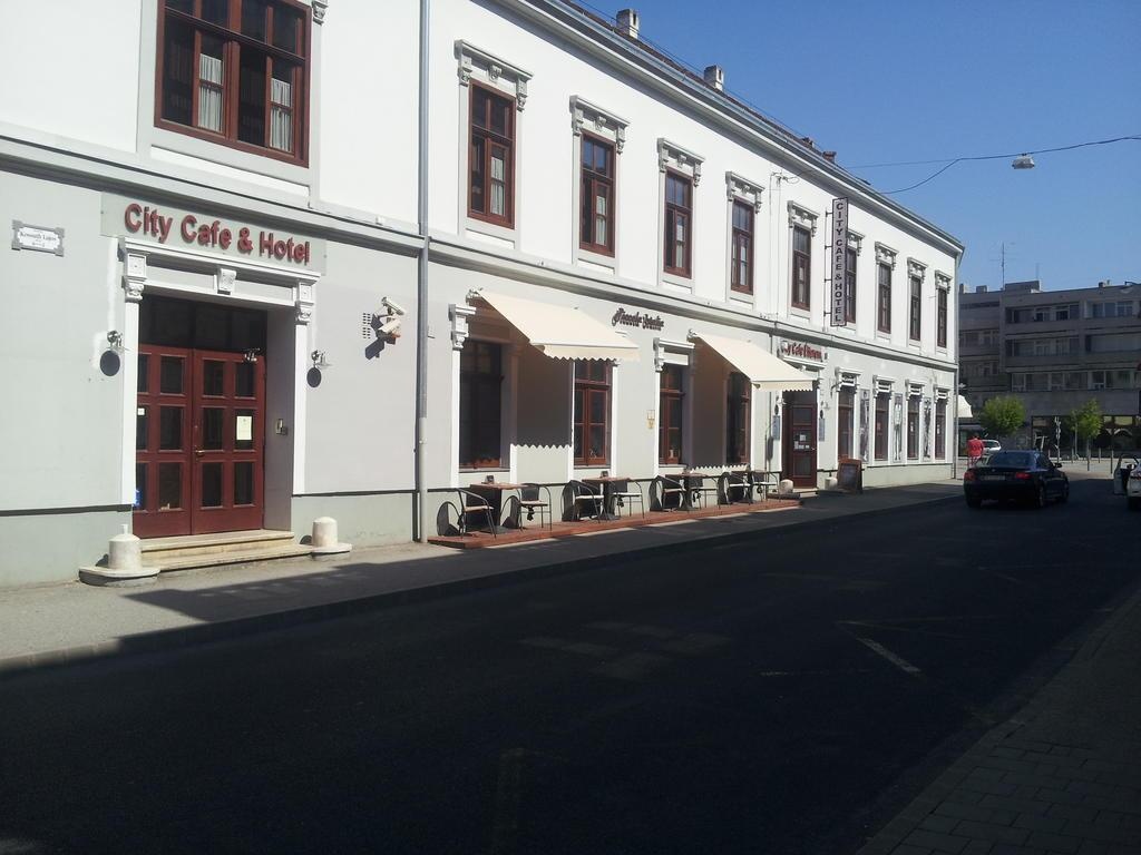 City Cafe Hotel 3*
