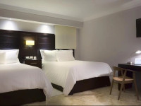Plaza Florida Suites