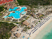Grand Palladium Colonial Resort and Spa