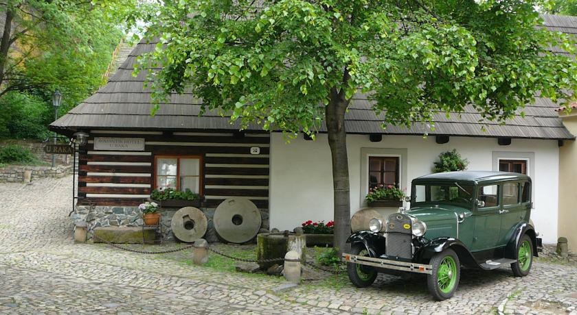 Romantik Hotel U Raka 4*