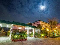 Mesasa Garden Motel