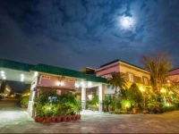 Mesasa Garden Motel 3*