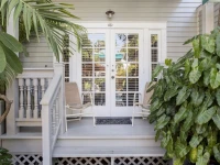 Eden House 3*