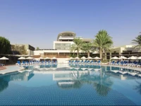 Radisson Blu Hotel Kuwait 5*