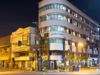 Harbor Town Hotel