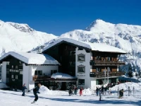 Burgwald 4*