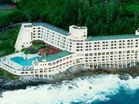 Mahe Beach Hillside Seaview Resort 3*