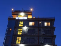 Hotel River Park 3*