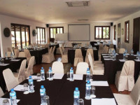 Riverside Boutique Resort