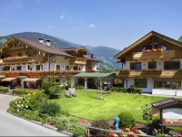 Hotel Garni Larcherhof 3*